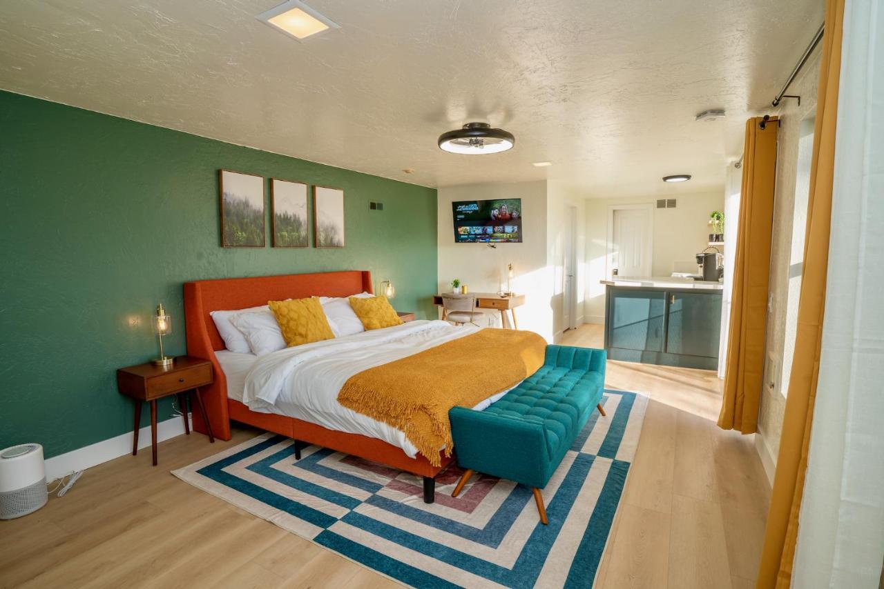 Secluded Mtn Top Family Haven W/Views Spa & Arcade Three Rivers Extérieur photo